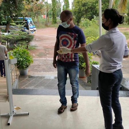 Shivas Gateway Hotel Devanahalli Eksteriør billede